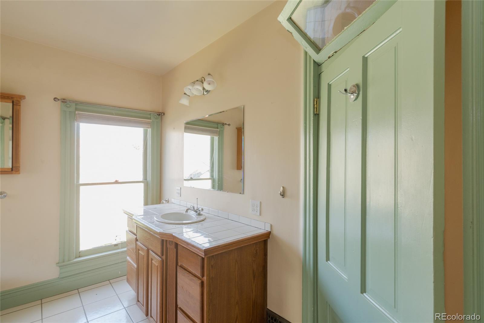 MLS Image #26 for 2245  julian street,denver, Colorado
