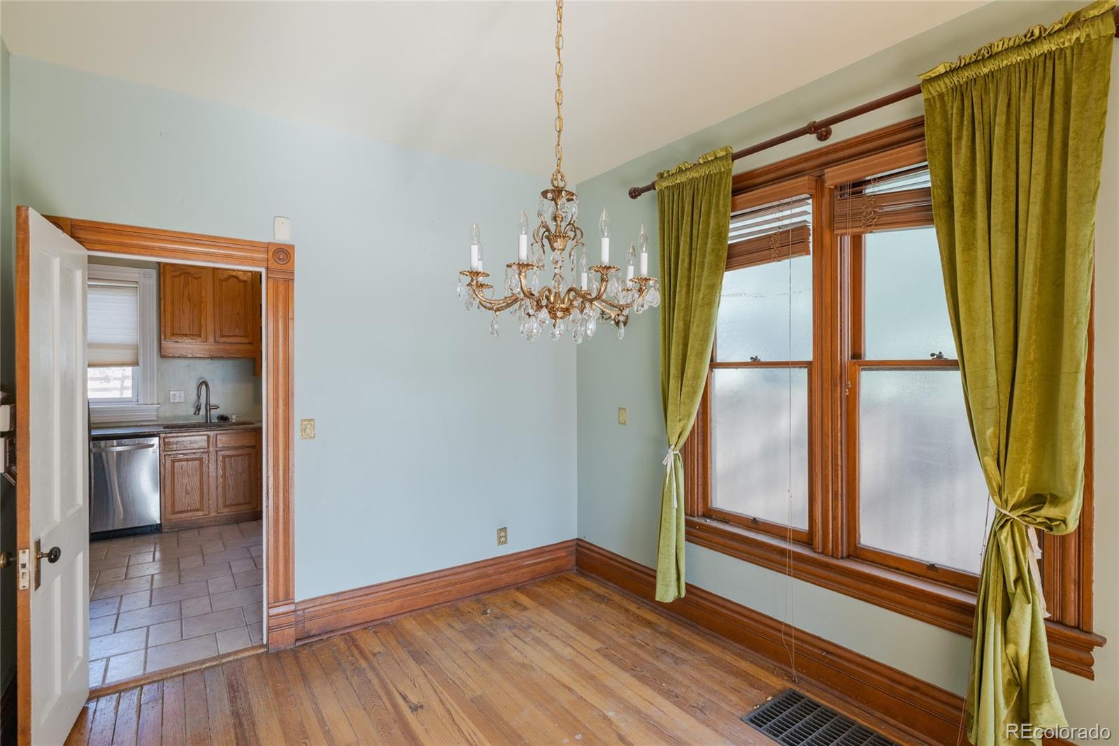 MLS Image #9 for 2245  julian street,denver, Colorado