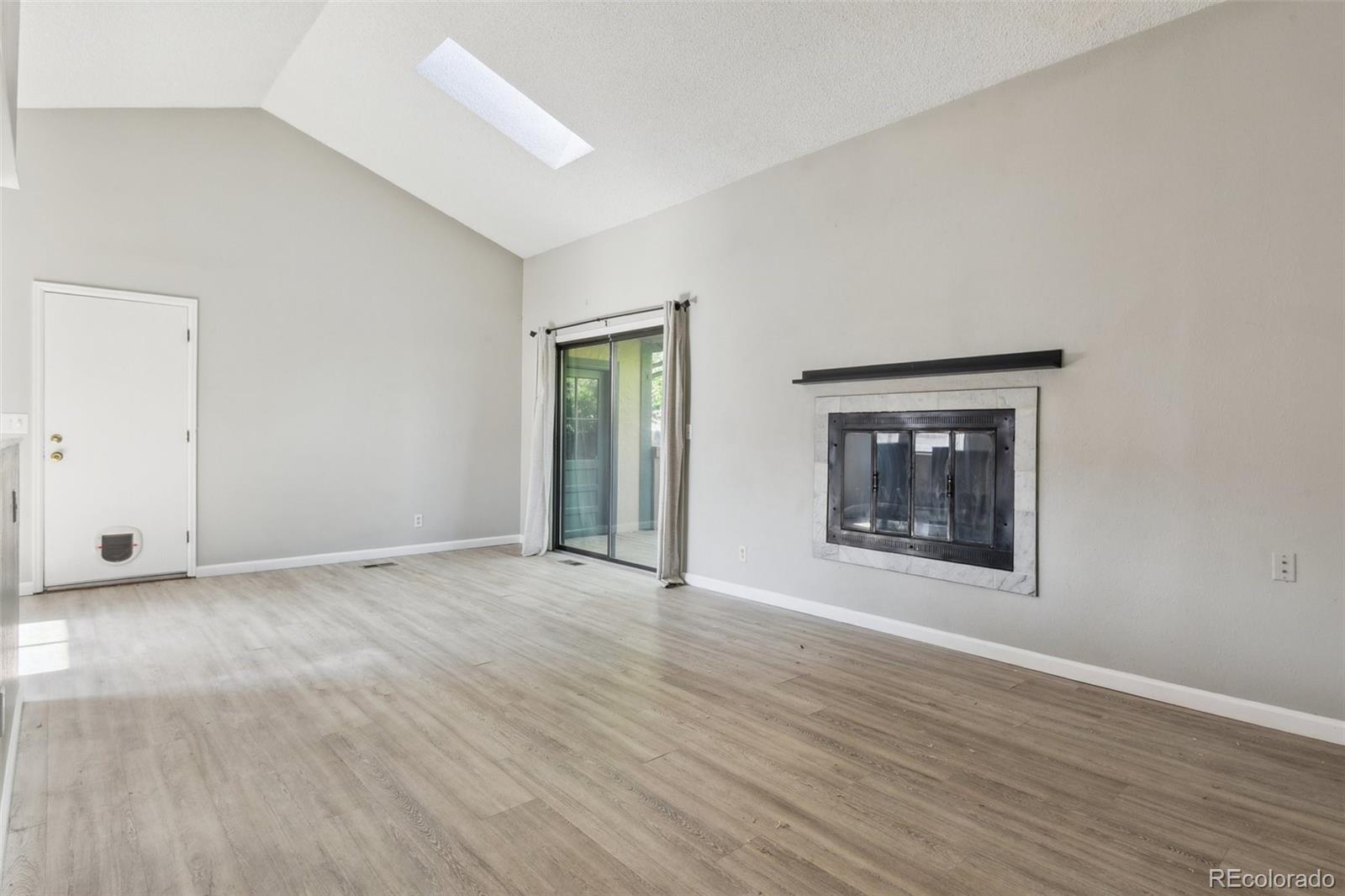 MLS Image #10 for 4710 e louisiana avenue,denver, Colorado