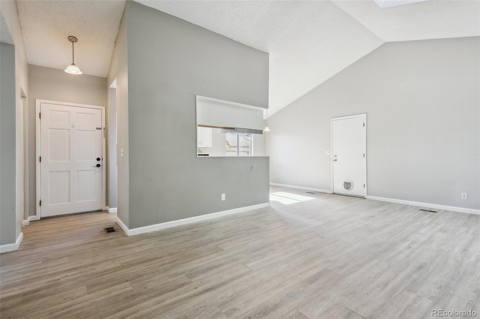 MLS Image #9 for 4710 e louisiana avenue,denver, Colorado