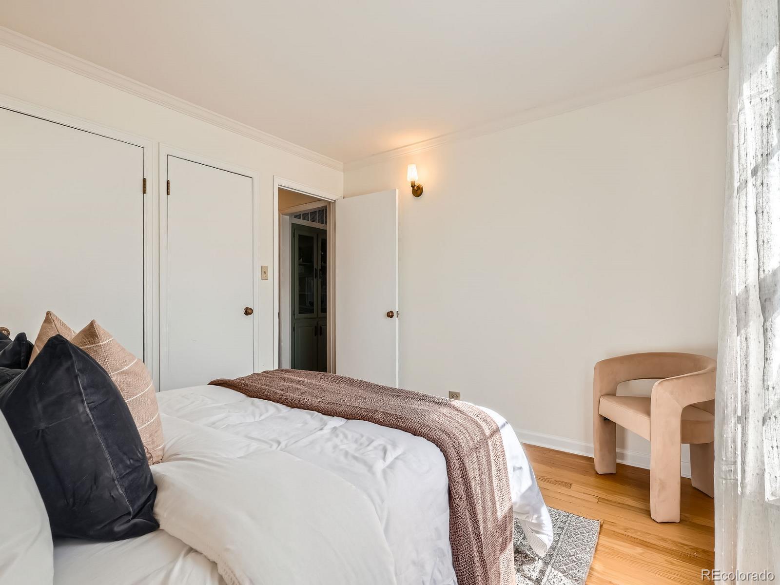 MLS Image #12 for 2301 e fremont avenue,centennial, Colorado