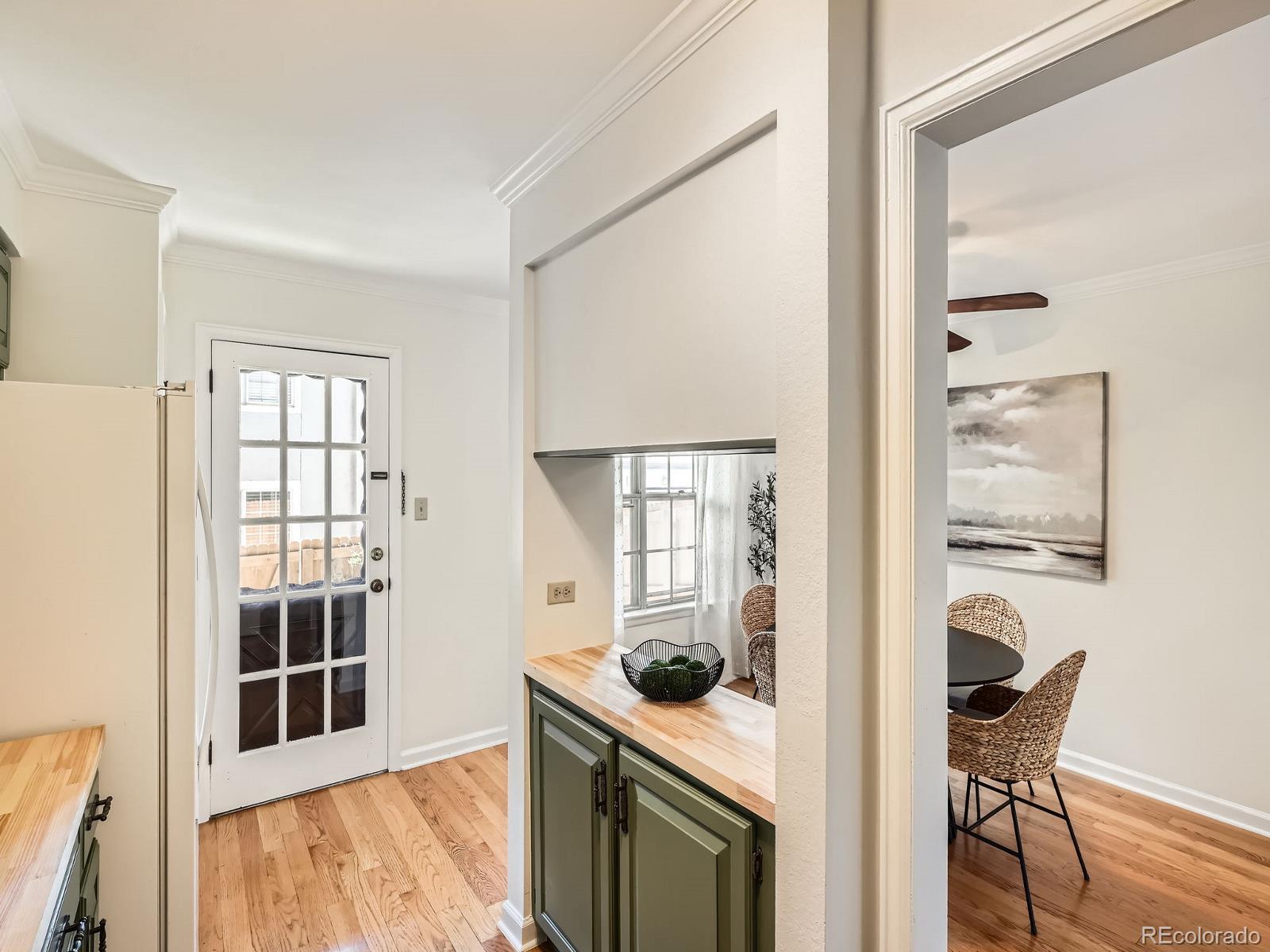 MLS Image #5 for 2301 e fremont avenue,centennial, Colorado