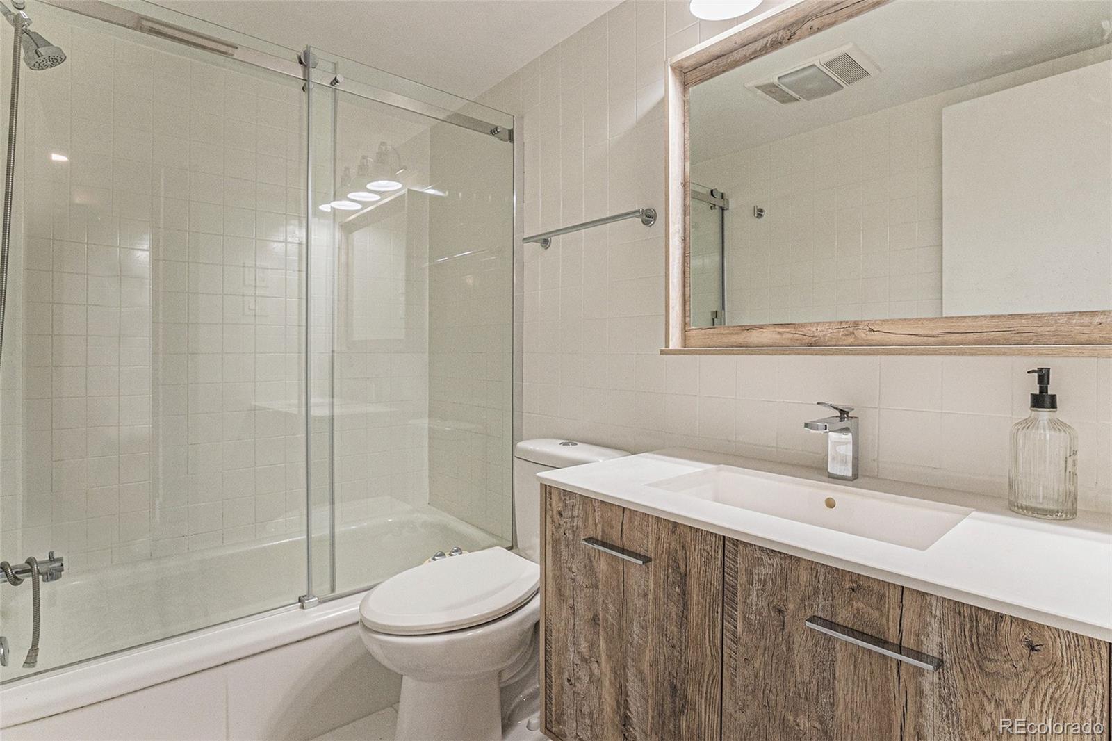 MLS Image #16 for 1050 n corona street,denver, Colorado