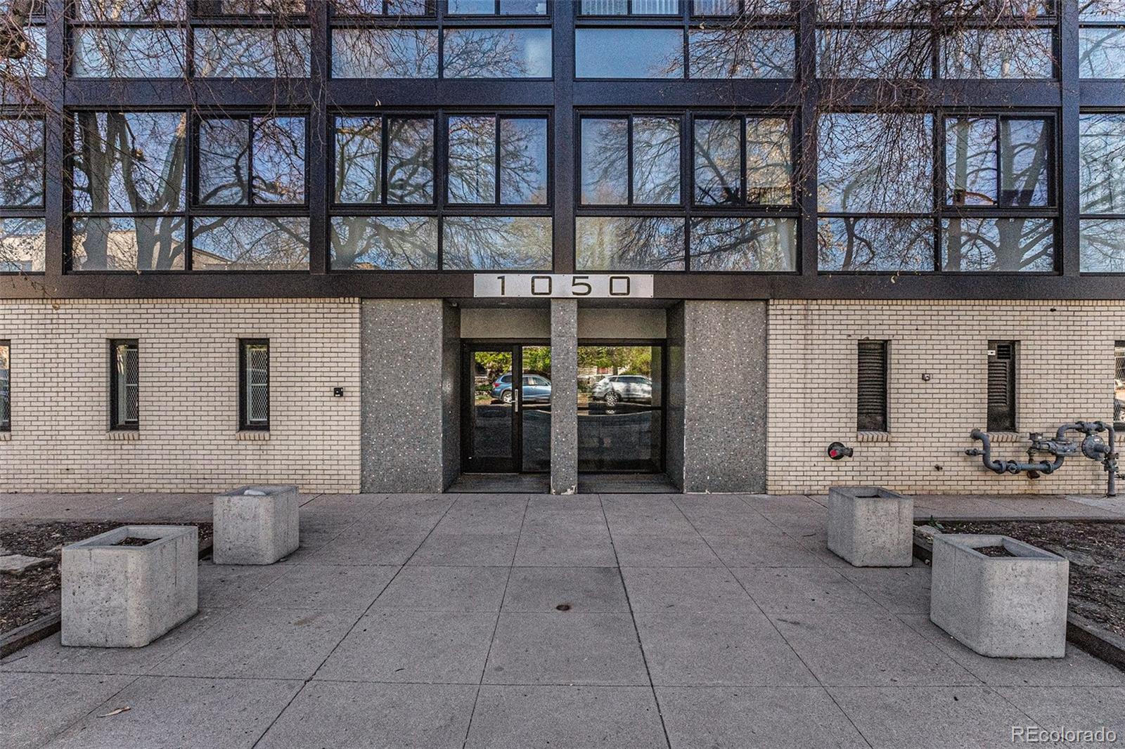 MLS Image #19 for 1050 n corona street,denver, Colorado