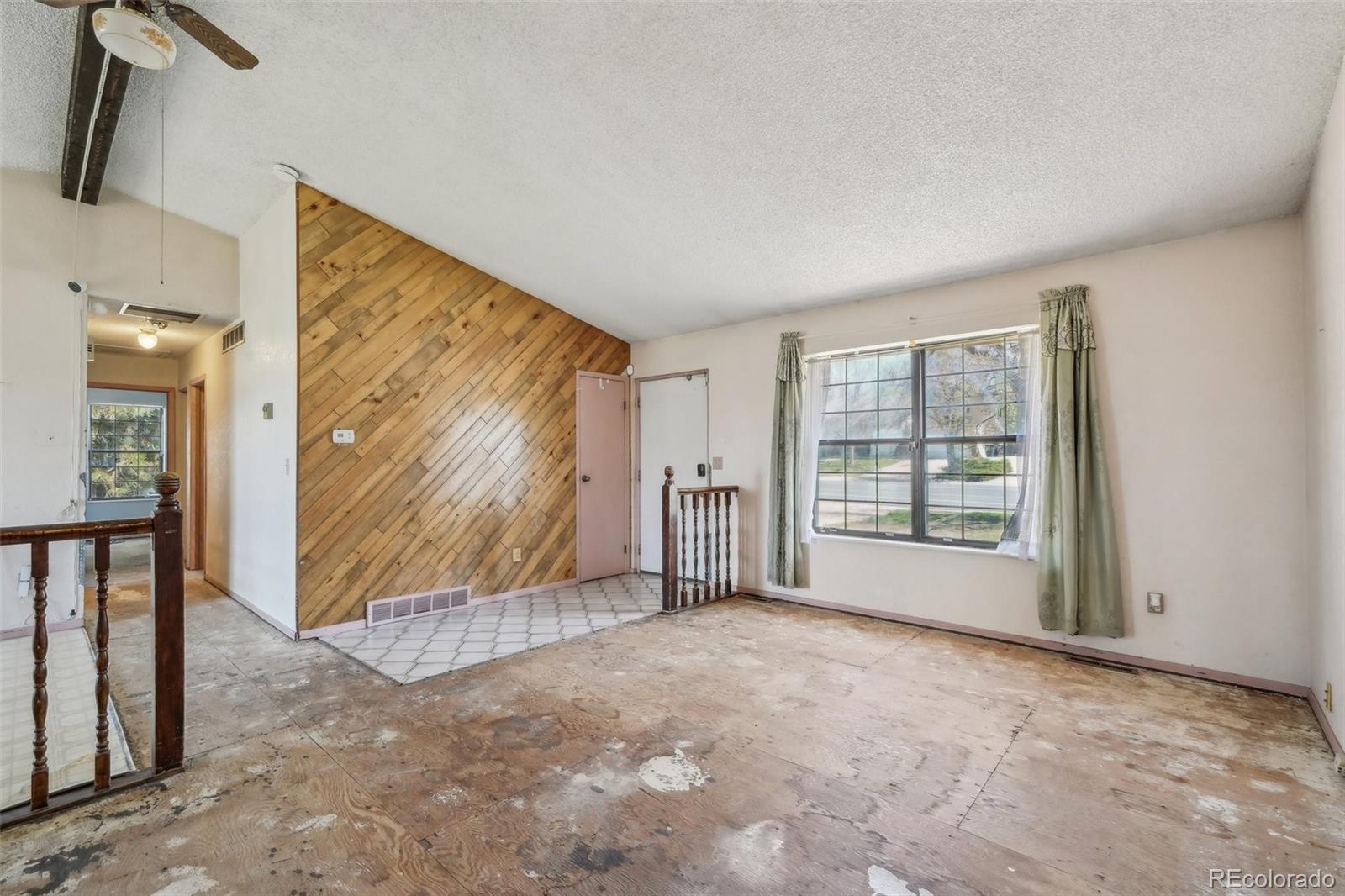 MLS Image #5 for 831  sable boulevard,aurora, Colorado