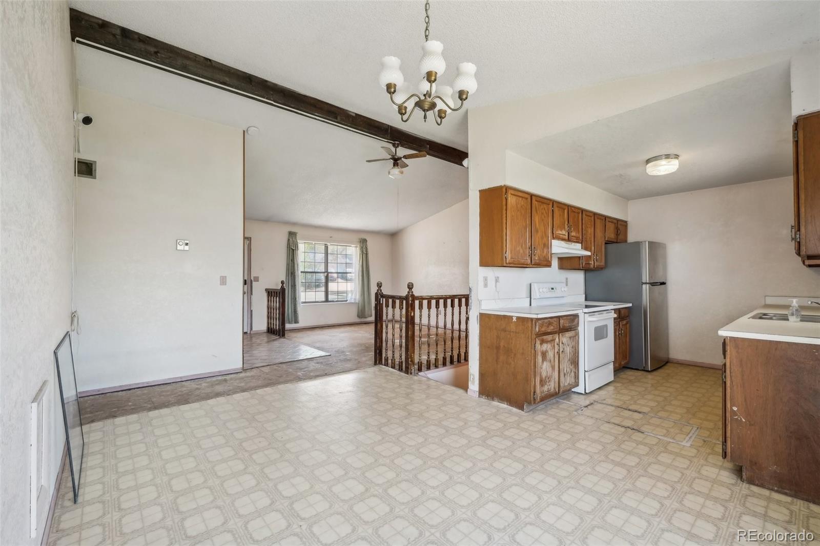 MLS Image #8 for 831  sable boulevard,aurora, Colorado