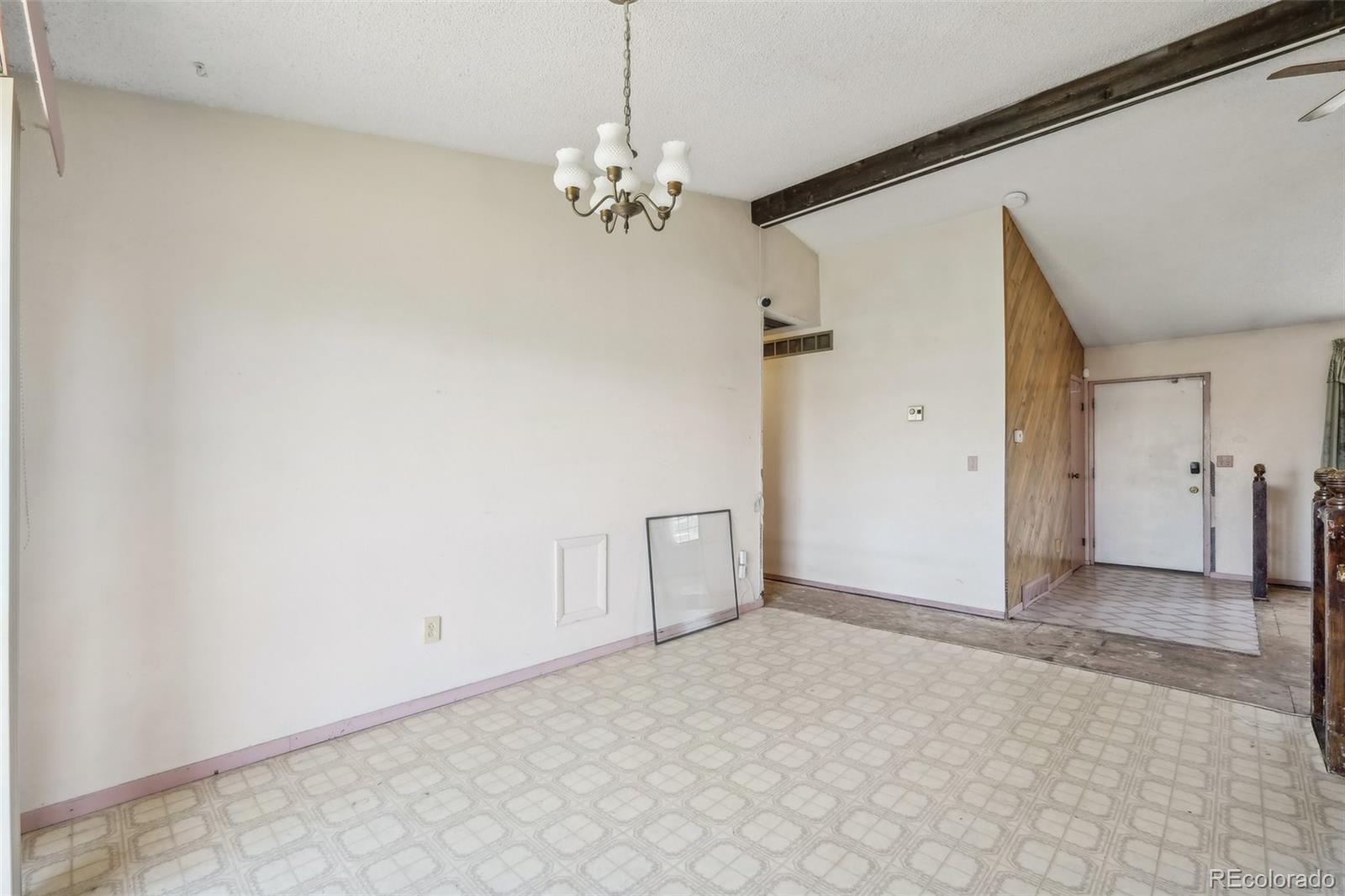 MLS Image #9 for 831  sable boulevard,aurora, Colorado
