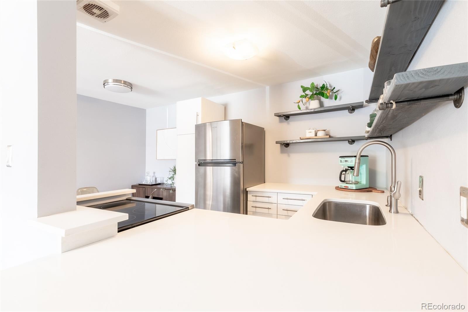 MLS Image #11 for 1260  york street,denver, Colorado