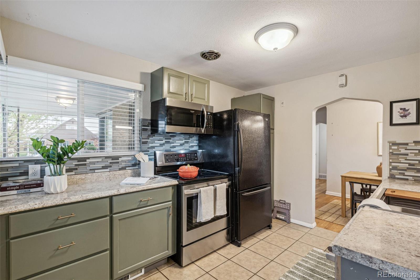 MLS Image #11 for 3620  fairfax street,denver, Colorado