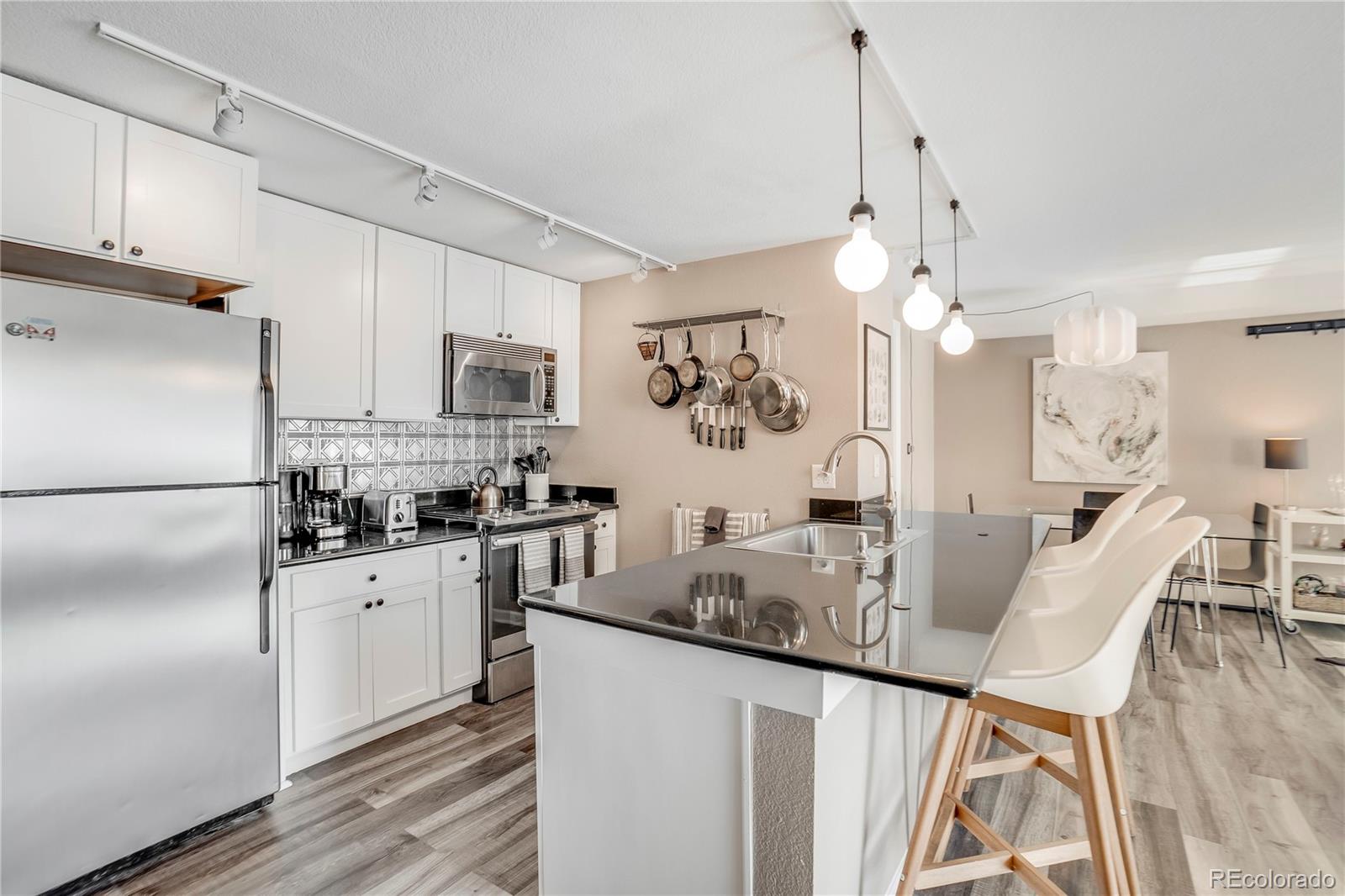 MLS Image #7 for 1150  vine street,denver, Colorado