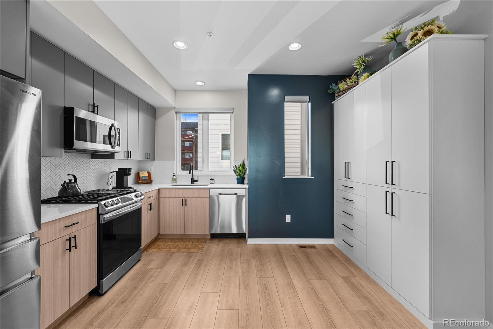 MLS Image #7 for 3101 w 47th avenue,denver, Colorado