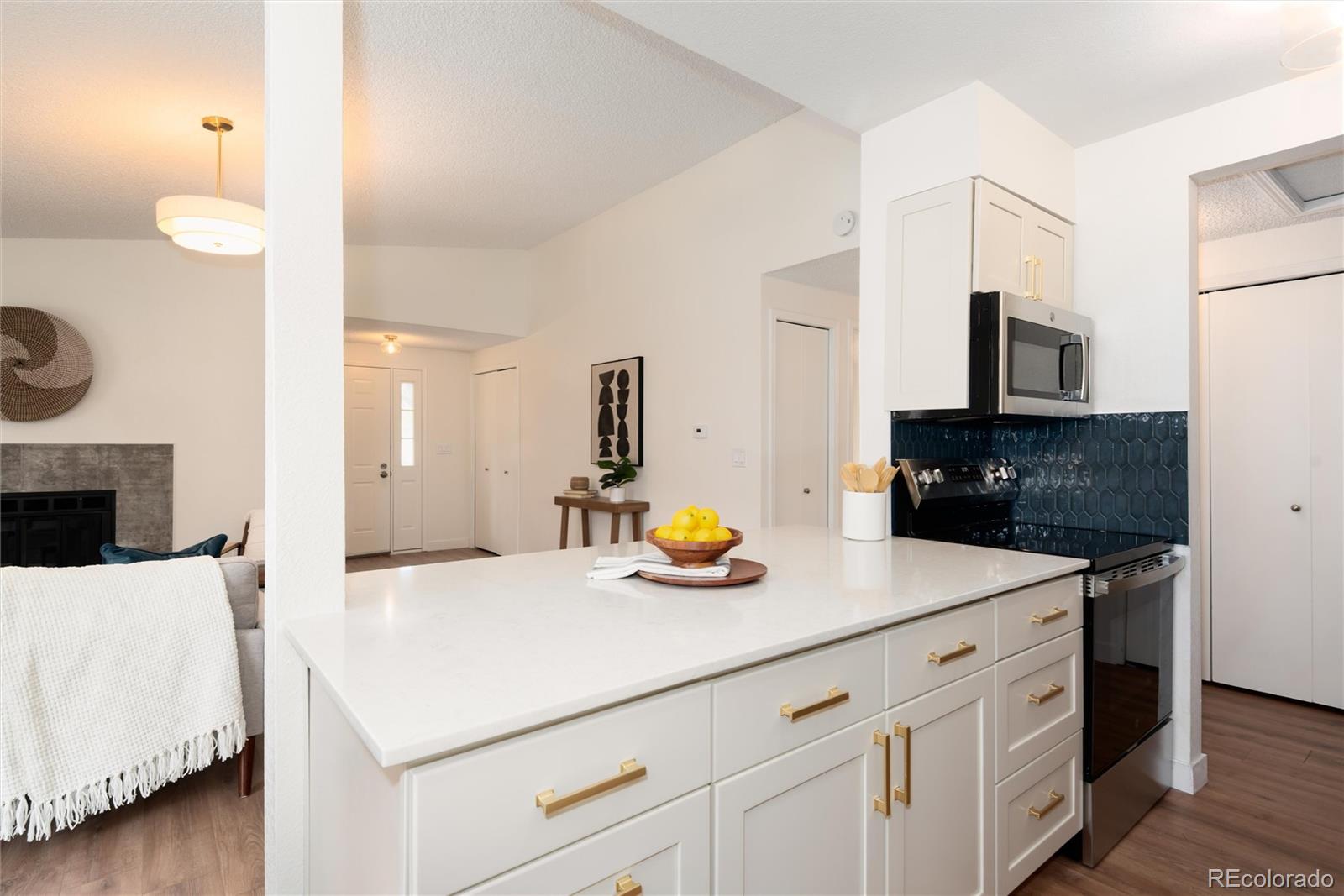 MLS Image #12 for 8422  everett way,arvada, Colorado