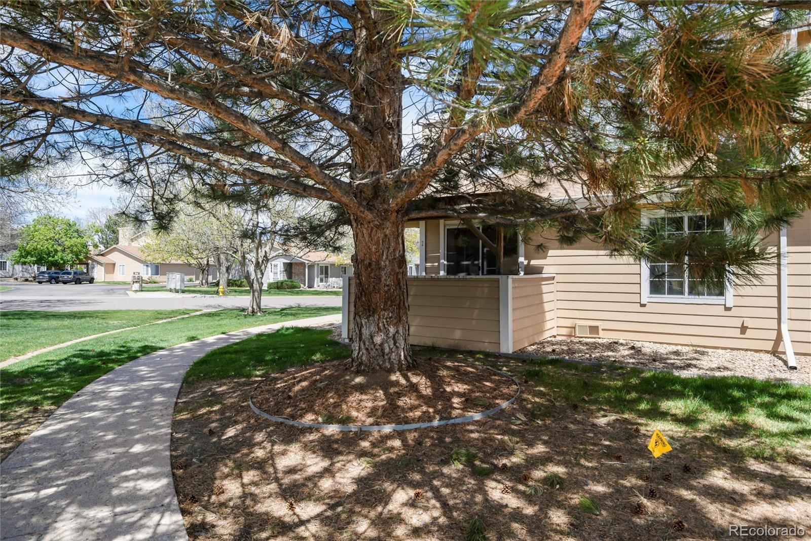 MLS Image #21 for 8422  everett way,arvada, Colorado