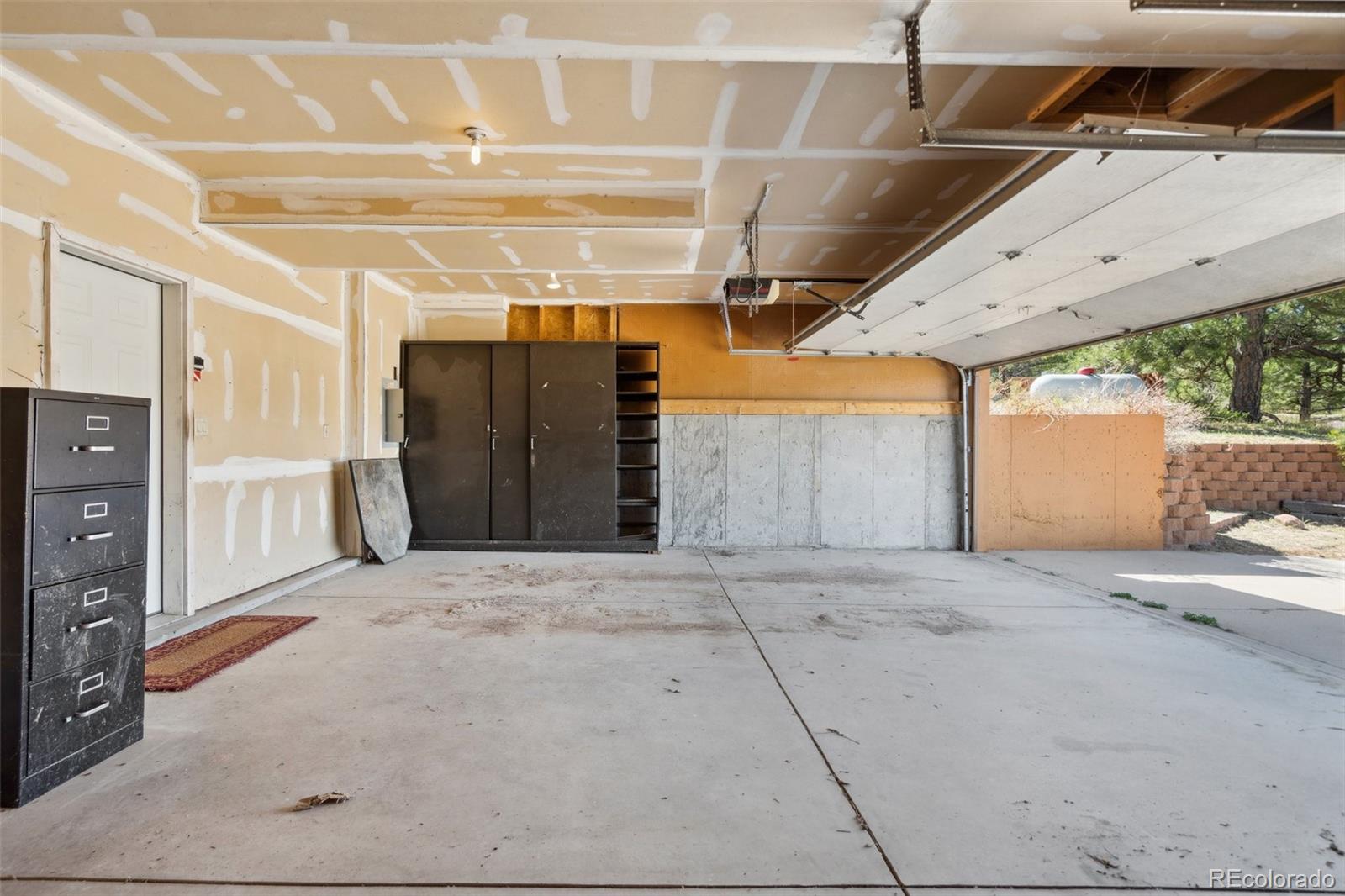 MLS Image #46 for 21670  warriors path drive,peyton, Colorado
