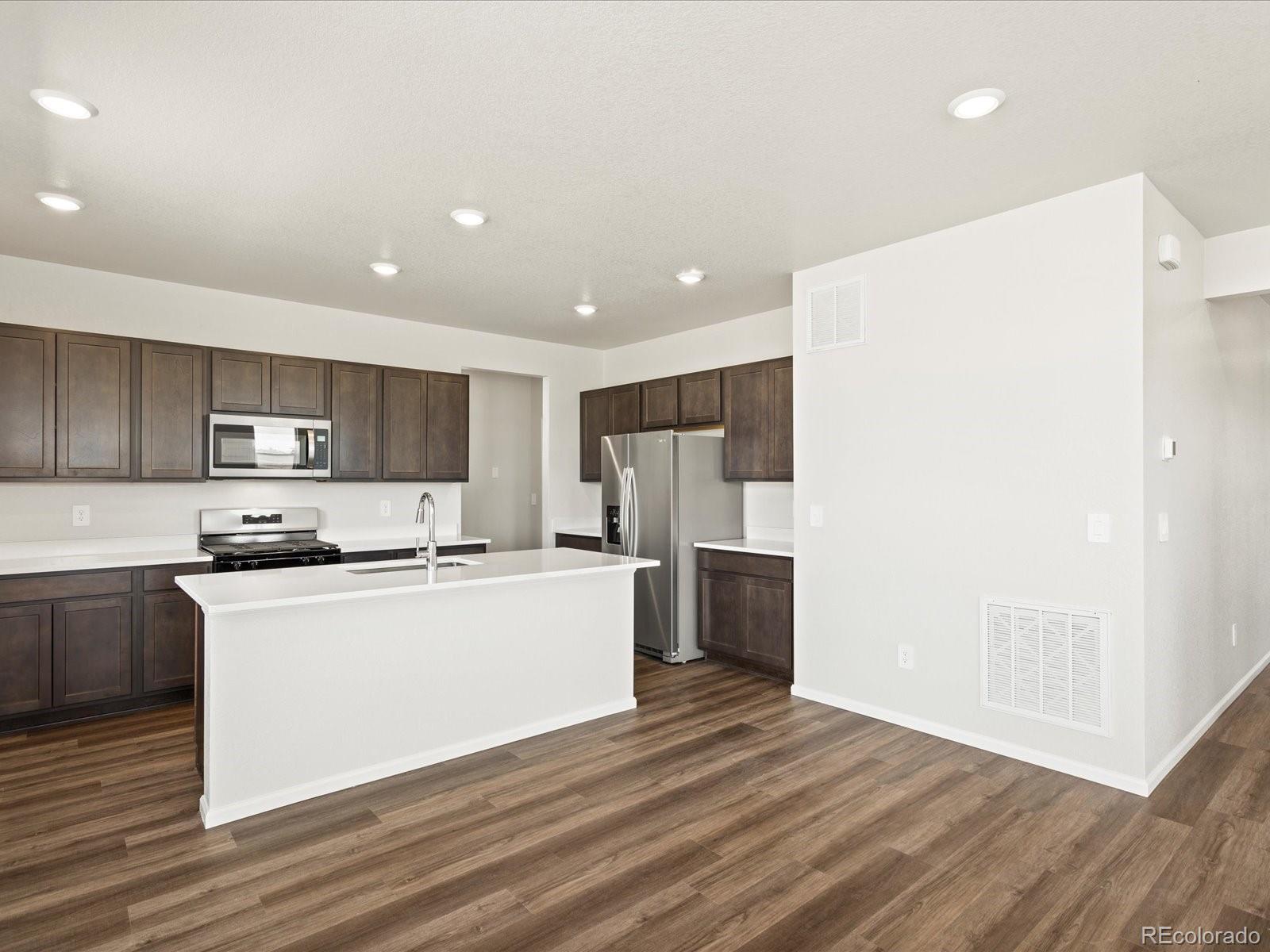 MLS Image #12 for 4703  rabbitbrush street,johnstown, Colorado