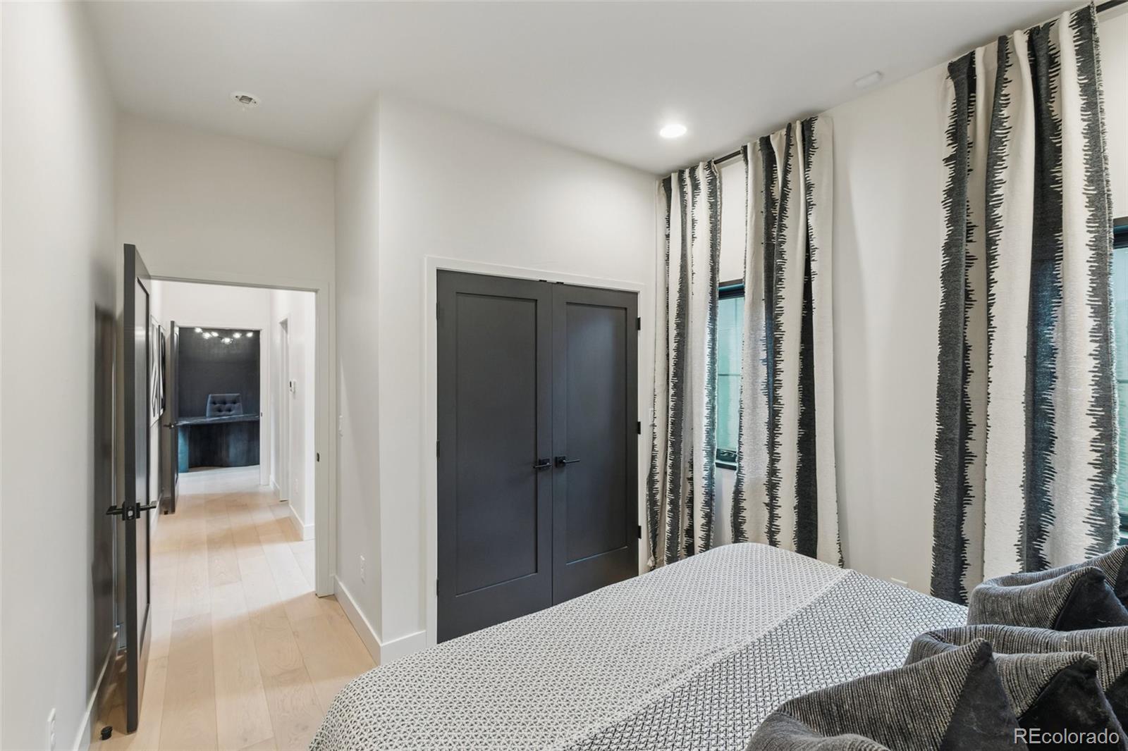 MLS Image #35 for 2921  newton street,denver, Colorado