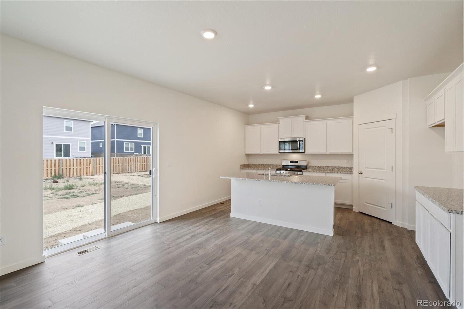 MLS Image #6 for 342  hummingbird lane,johnstown, Colorado