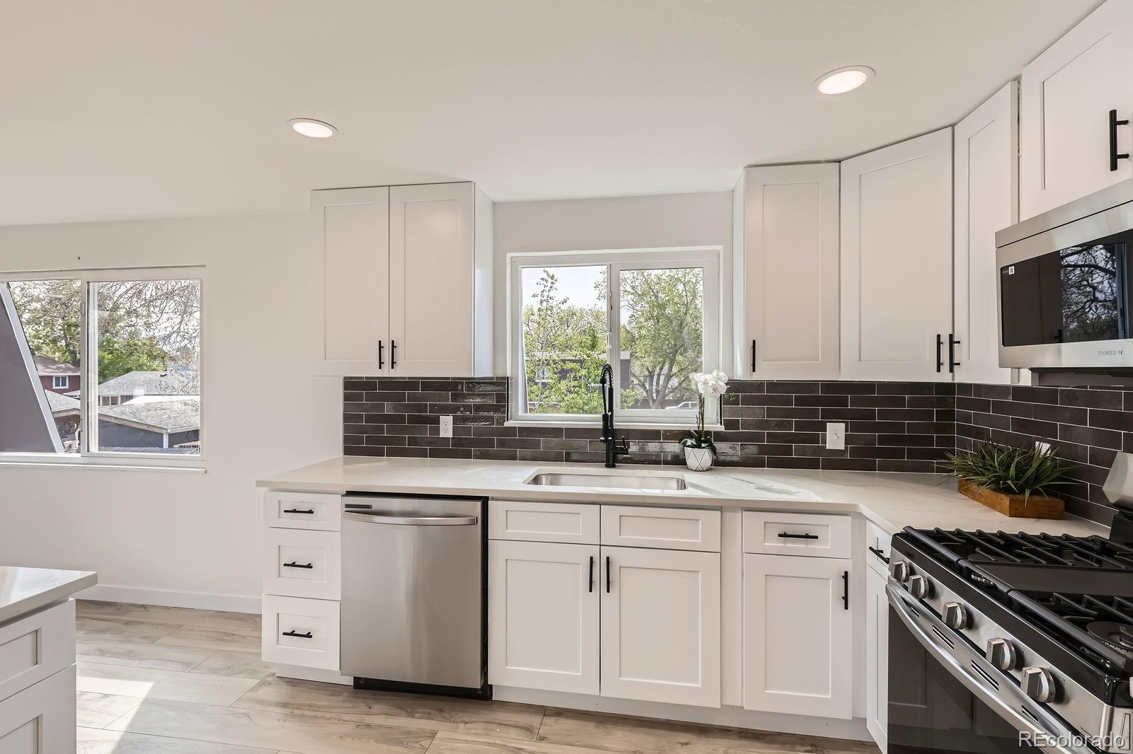 MLS Image #14 for 5203  scranton street,denver, Colorado
