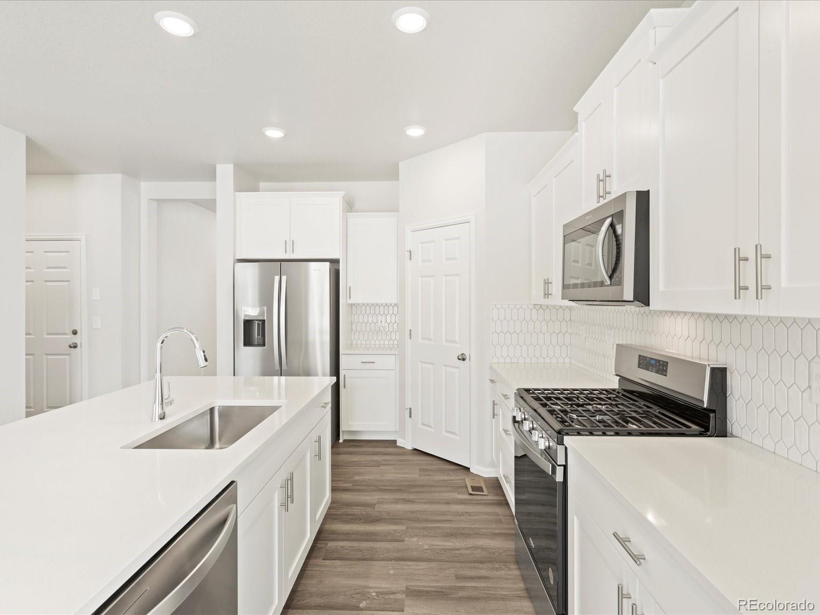 MLS Image #37 for 571  homestead avenue,brighton, Colorado