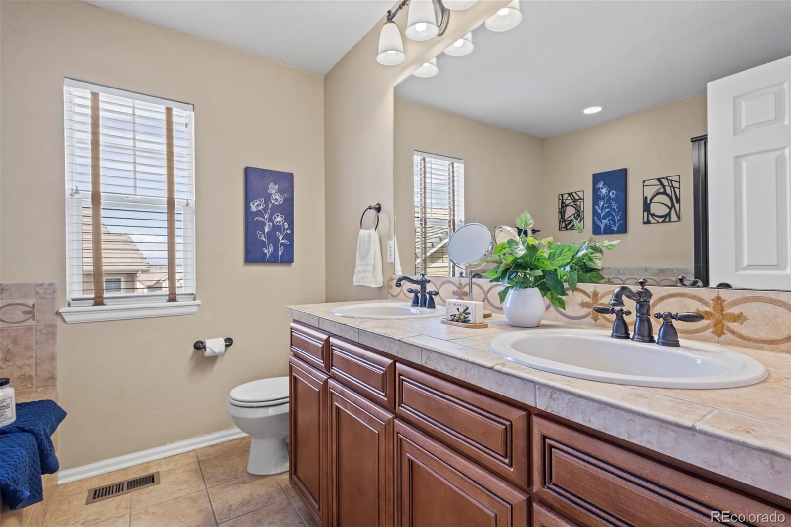 MLS Image #32 for 23580 e portland way,aurora, Colorado