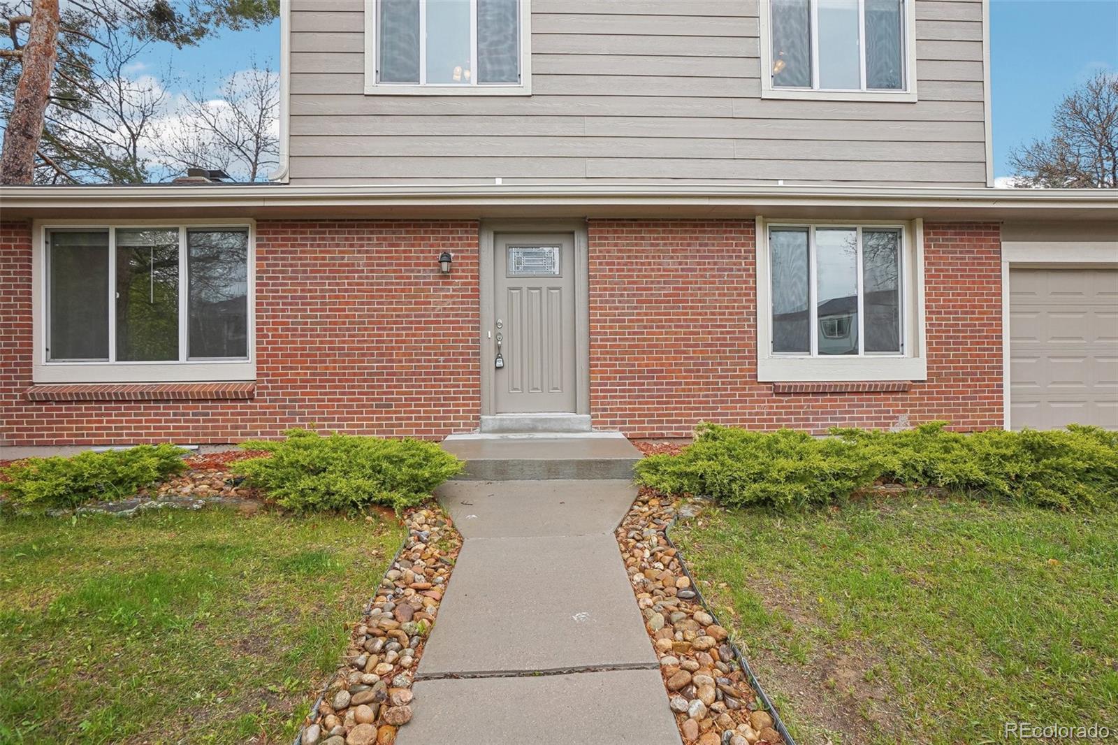 MLS Image #3 for 4623 s kalispell way,aurora, Colorado