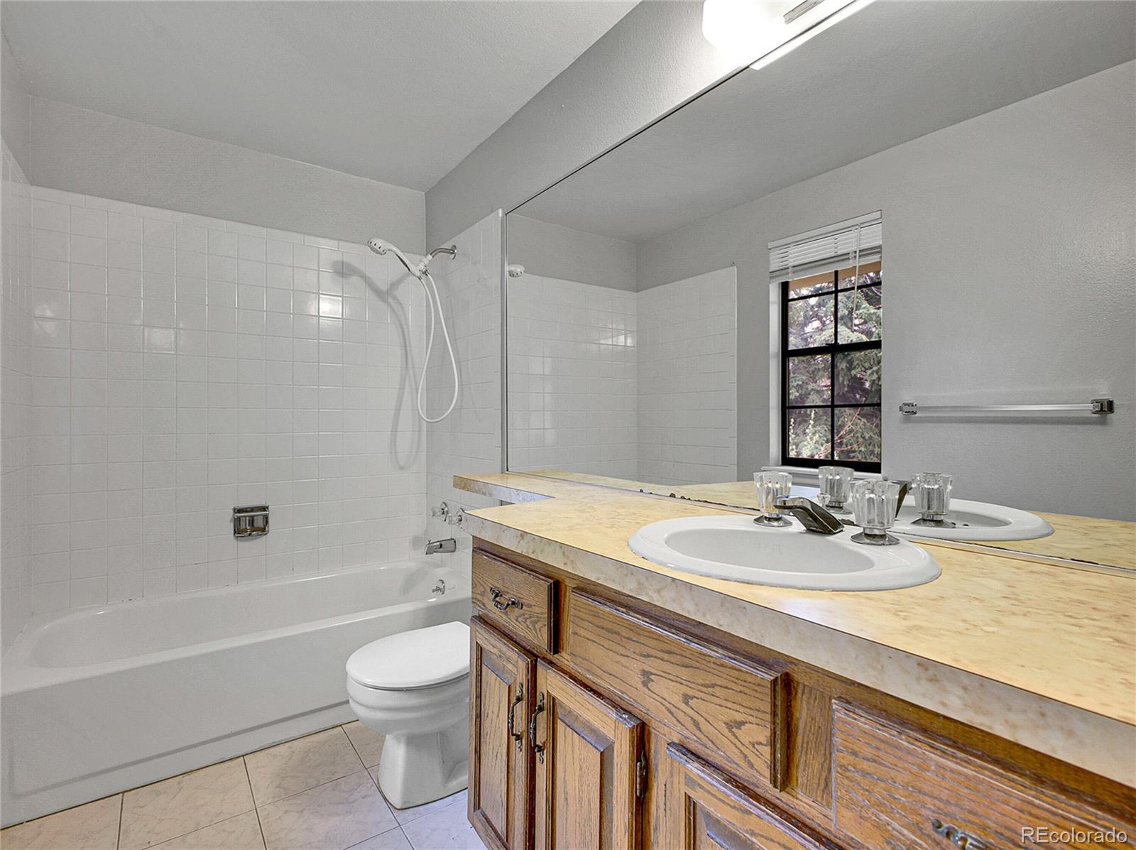 MLS Image #13 for 8546 e mineral circle,centennial, Colorado