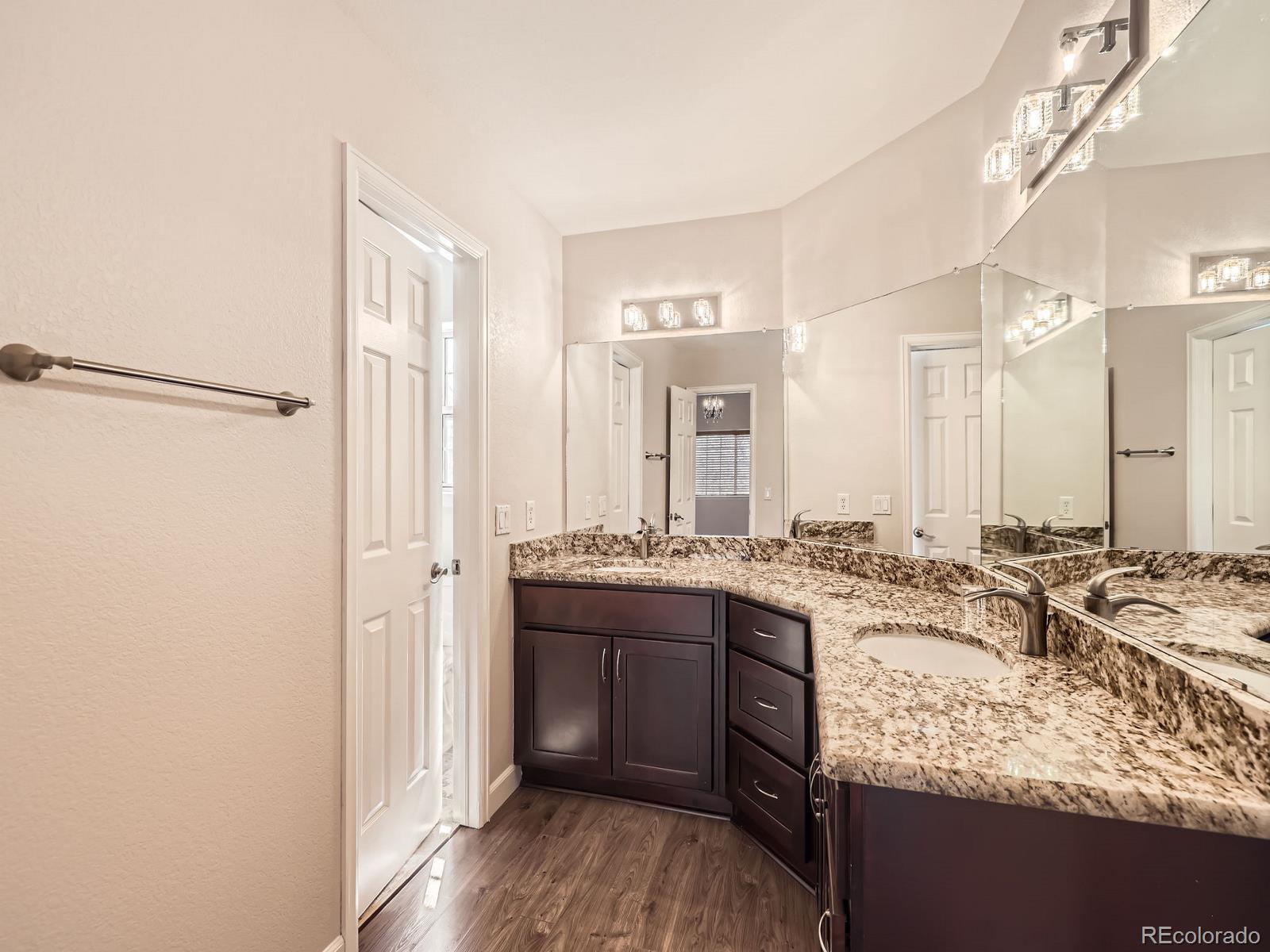 MLS Image #15 for 2216 s nile court,aurora, Colorado