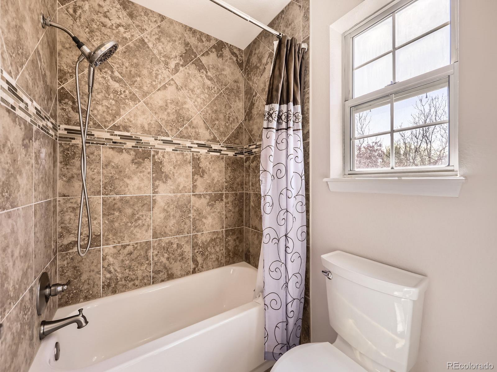 MLS Image #16 for 2216 s nile court,aurora, Colorado