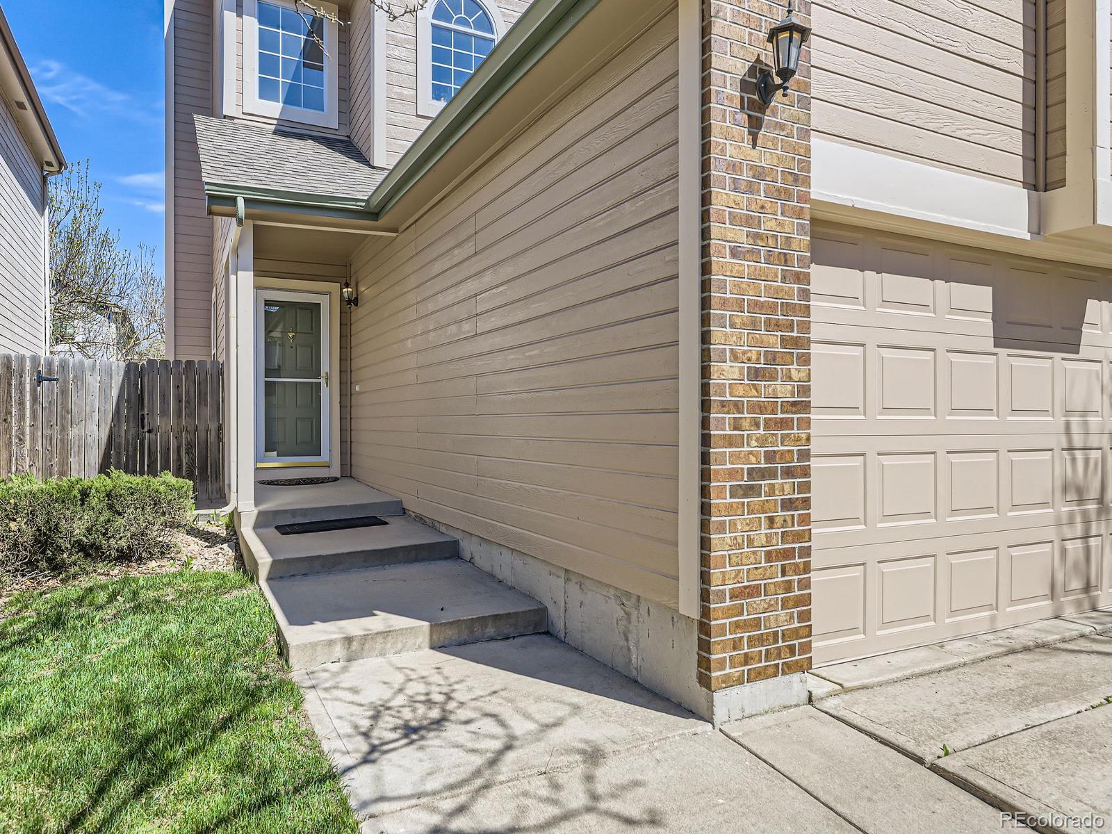 MLS Image #2 for 2216 s nile court,aurora, Colorado