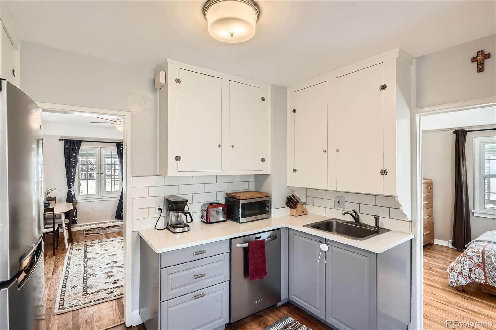 MLS Image #10 for 2252 s lafayette street,denver, Colorado