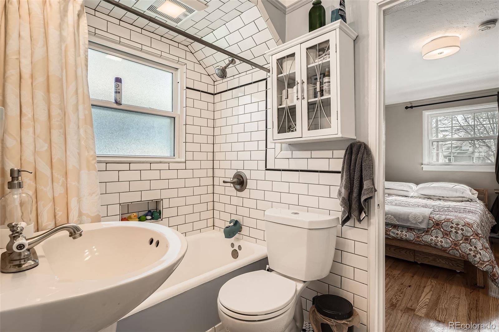 MLS Image #15 for 2252 s lafayette street,denver, Colorado