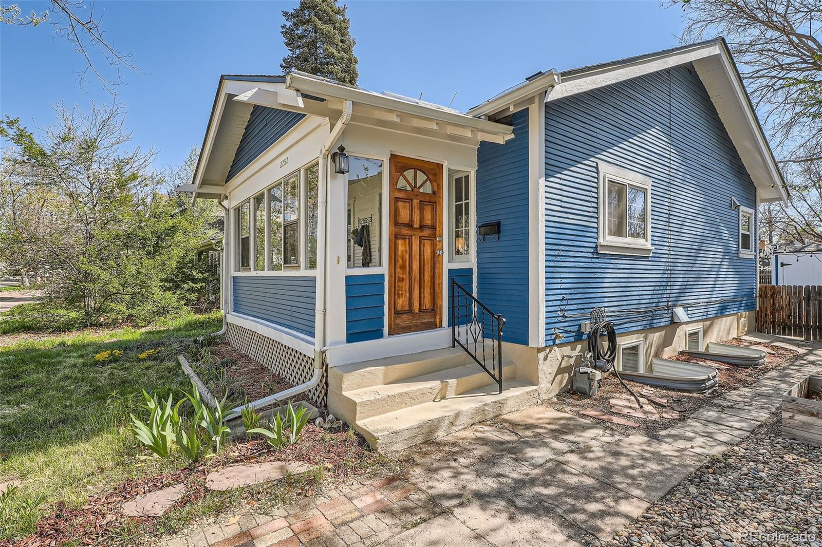 MLS Image #3 for 2252 s lafayette street,denver, Colorado