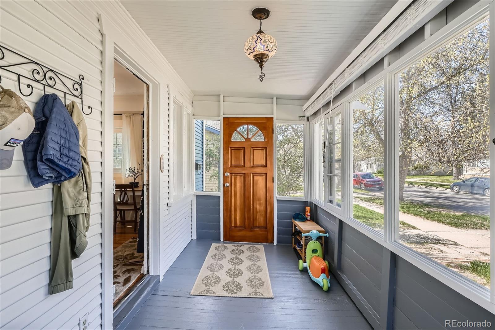 MLS Image #5 for 2252 s lafayette street,denver, Colorado