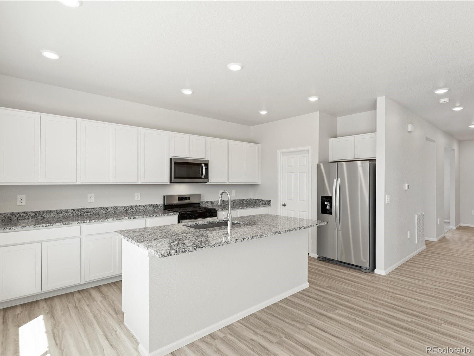 MLS Image #12 for 7324  27th street lane,greeley, Colorado
