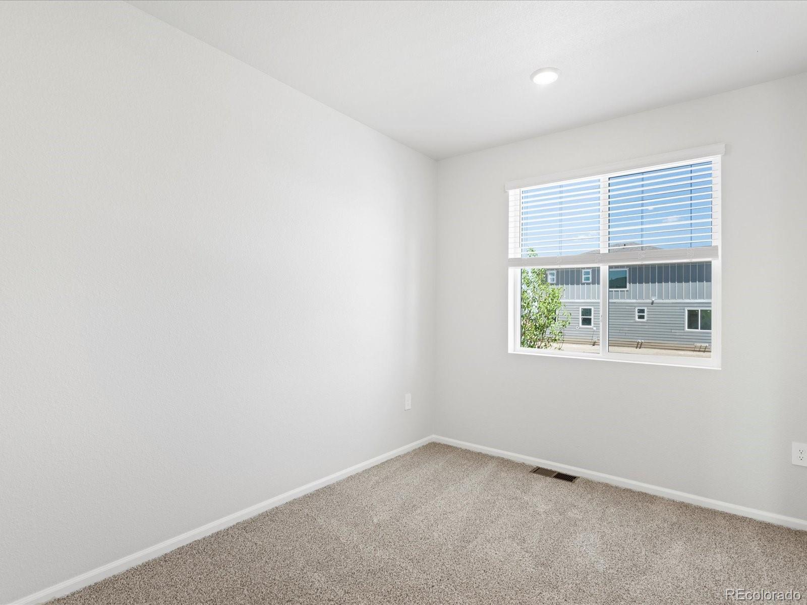 MLS Image #4 for 7324  27th street lane,greeley, Colorado