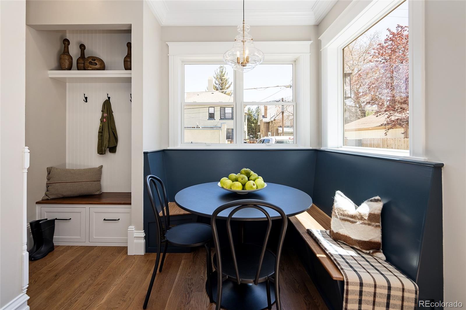 MLS Image #11 for 1050 n clarkson street,denver, Colorado