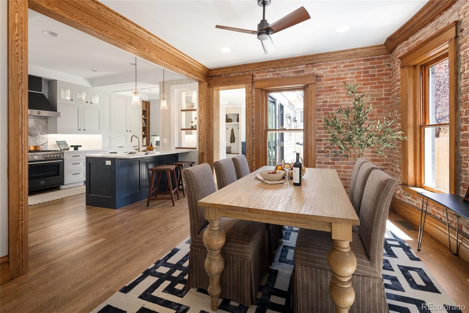 MLS Image #2 for 1050 n clarkson street,denver, Colorado