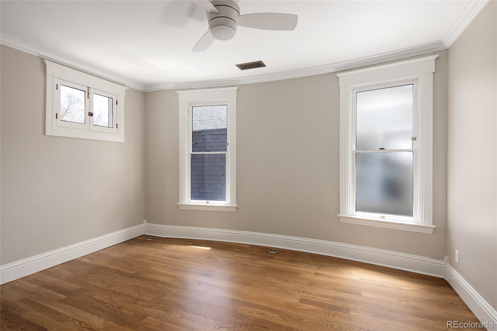 MLS Image #23 for 1050 n clarkson street,denver, Colorado