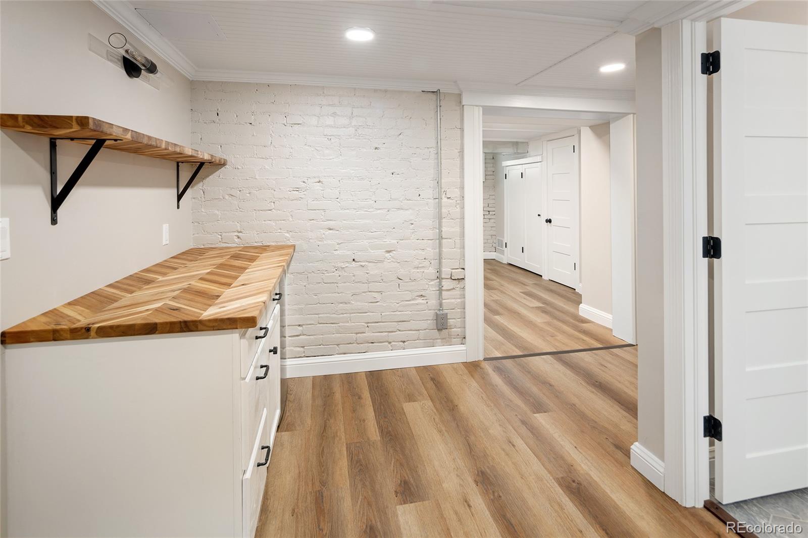 MLS Image #32 for 1050 n clarkson street,denver, Colorado