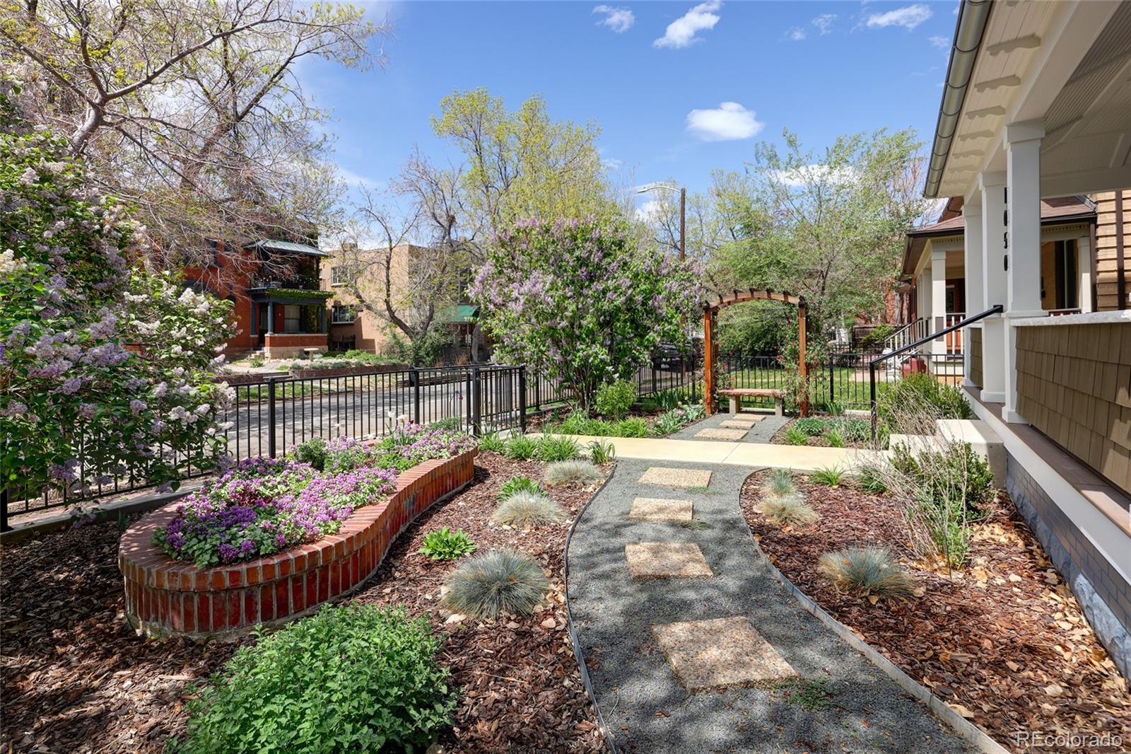 MLS Image #41 for 1050 n clarkson street,denver, Colorado