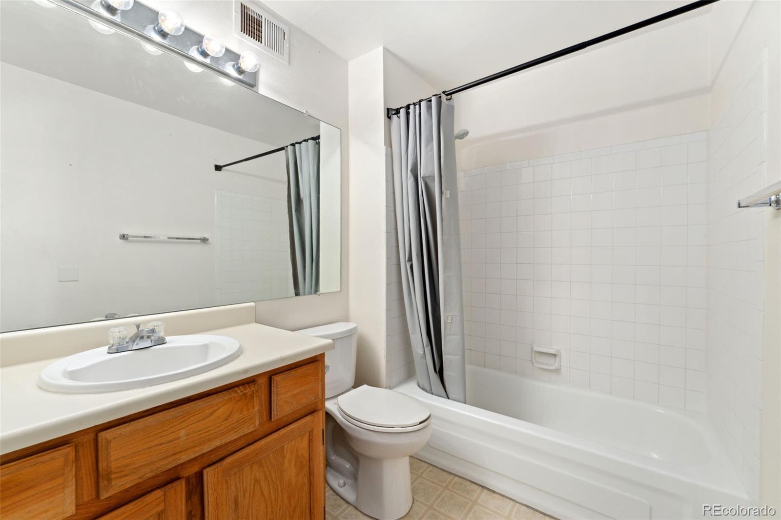 MLS Image #12 for 11905 e harvard avenue,aurora, Colorado