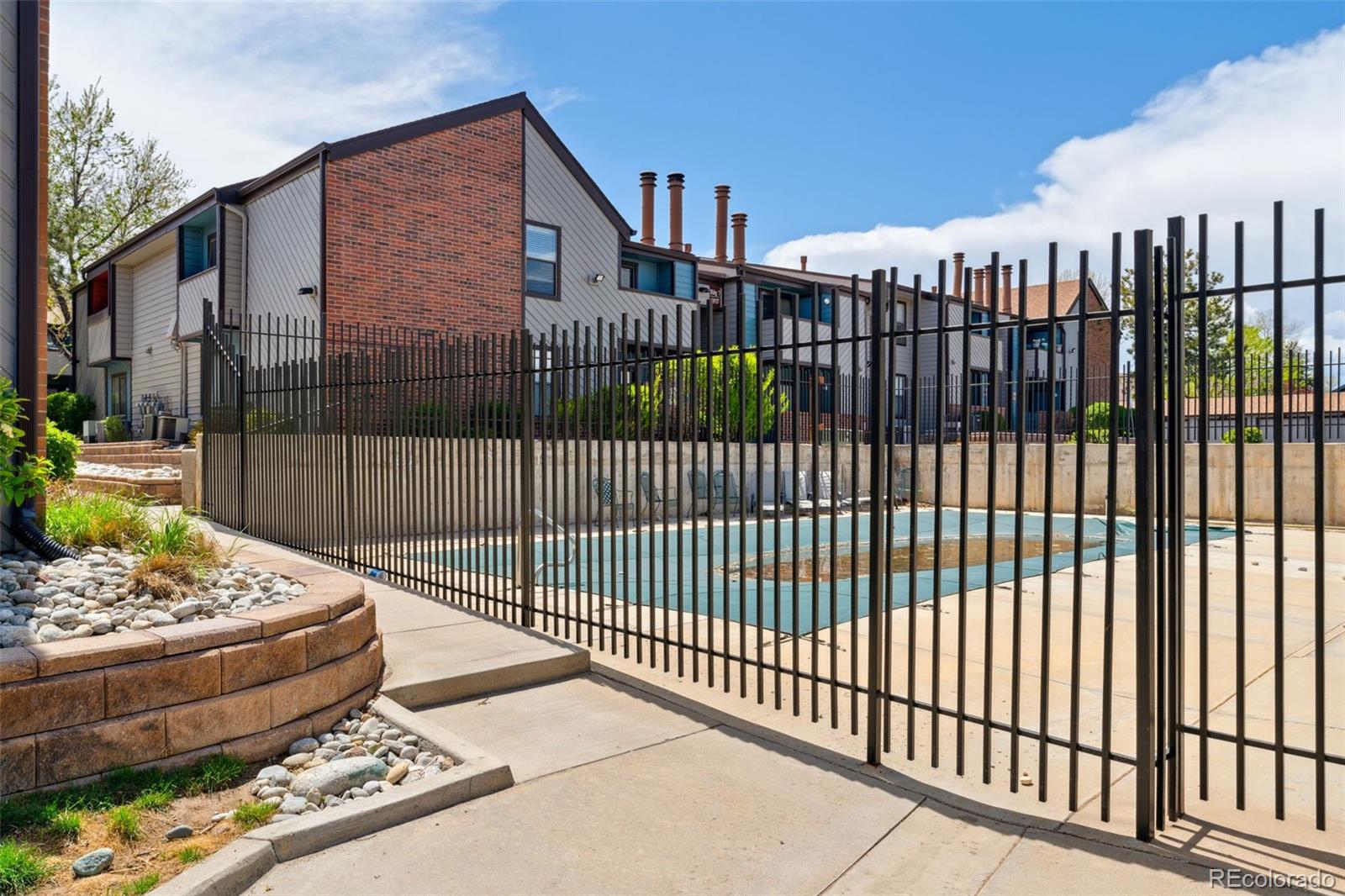 MLS Image #14 for 11905 e harvard avenue,aurora, Colorado