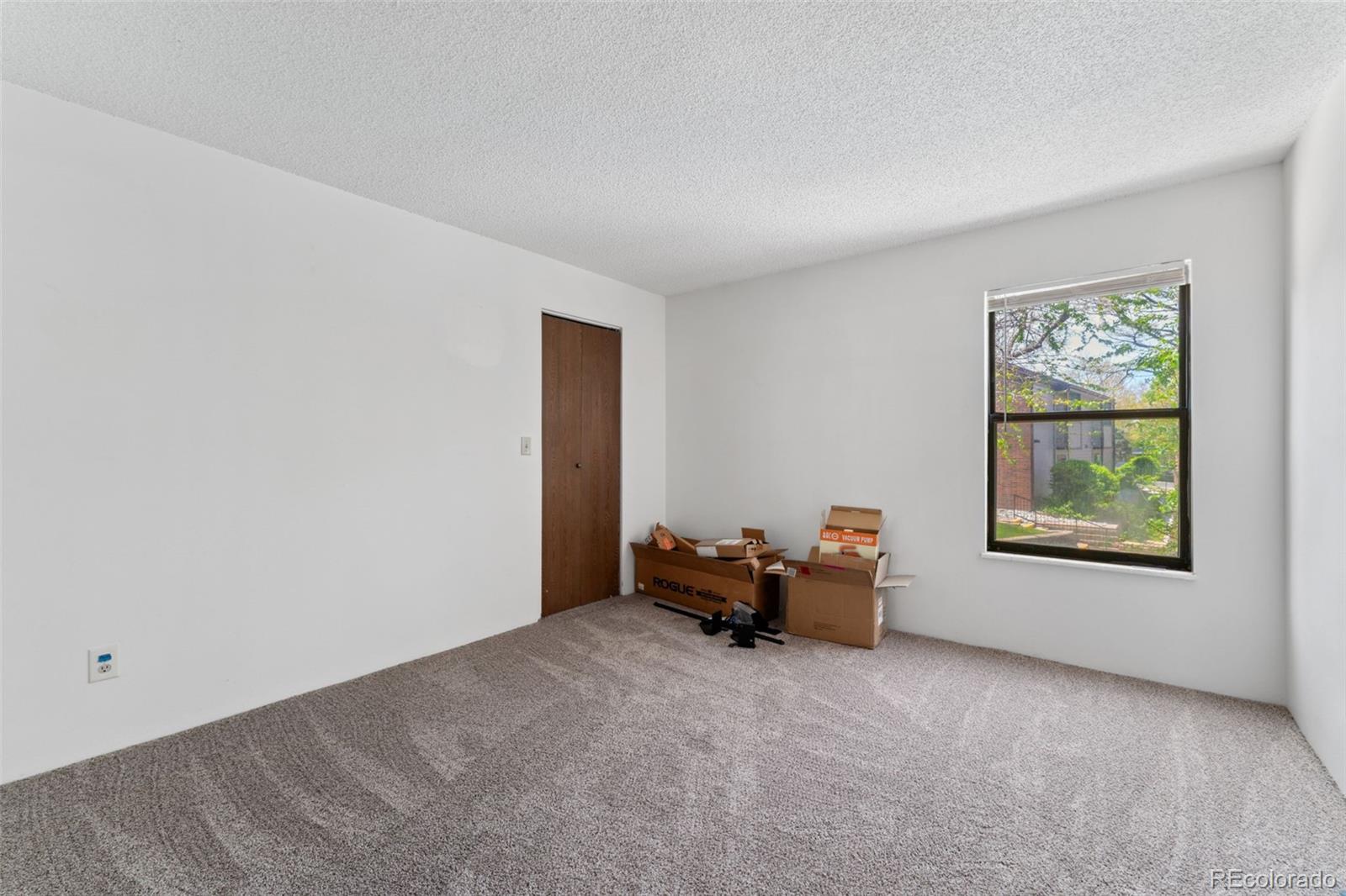MLS Image #7 for 11905 e harvard avenue,aurora, Colorado