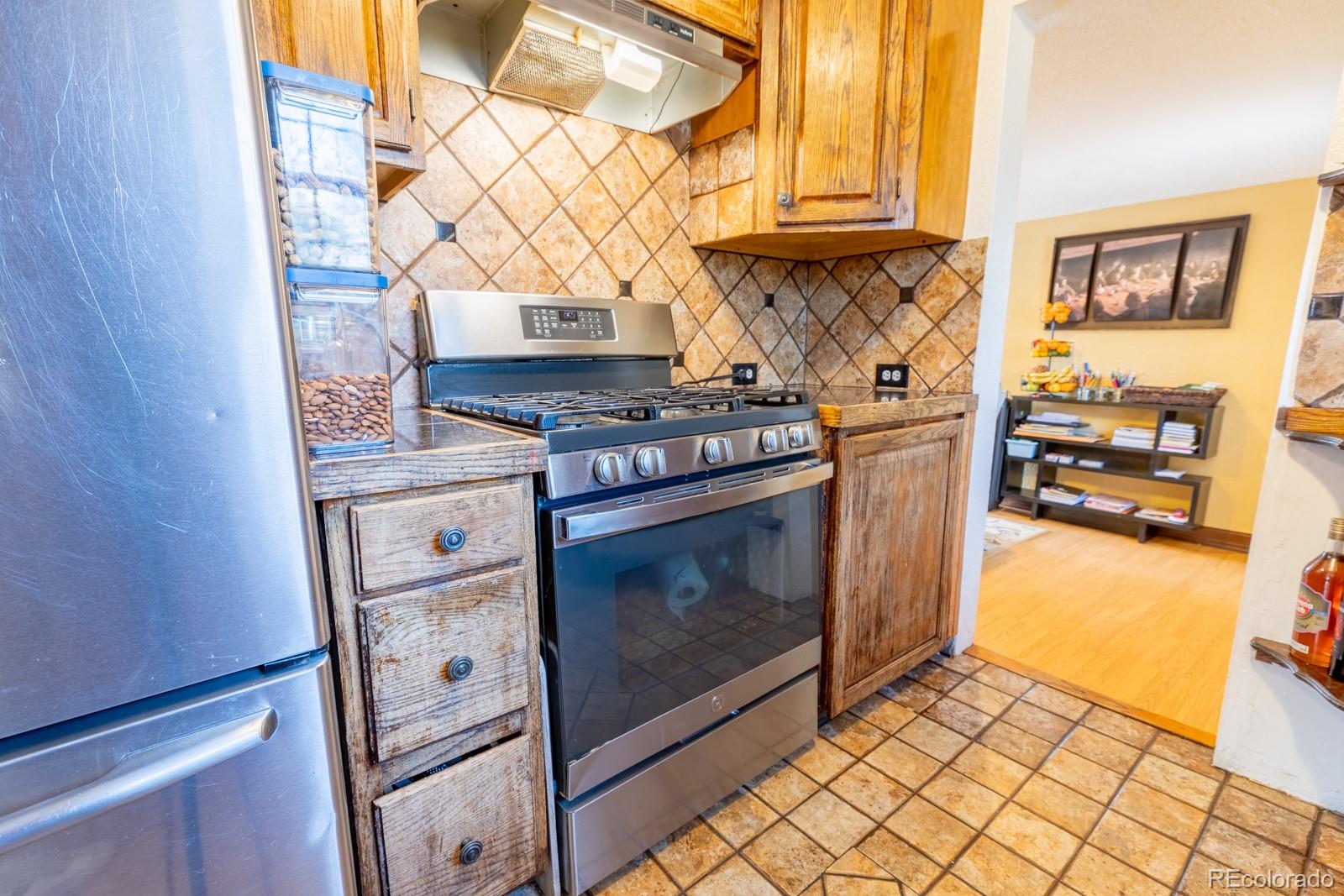 MLS Image #11 for 3021  grape street,denver, Colorado