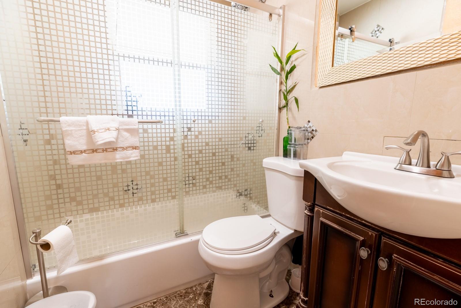 MLS Image #16 for 3021  grape street,denver, Colorado