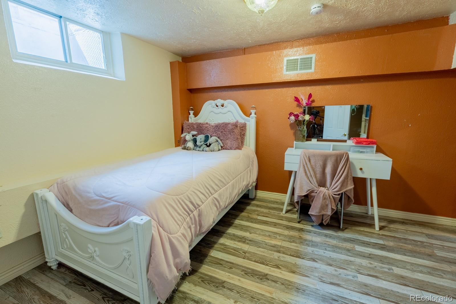 MLS Image #24 for 3021  grape street,denver, Colorado