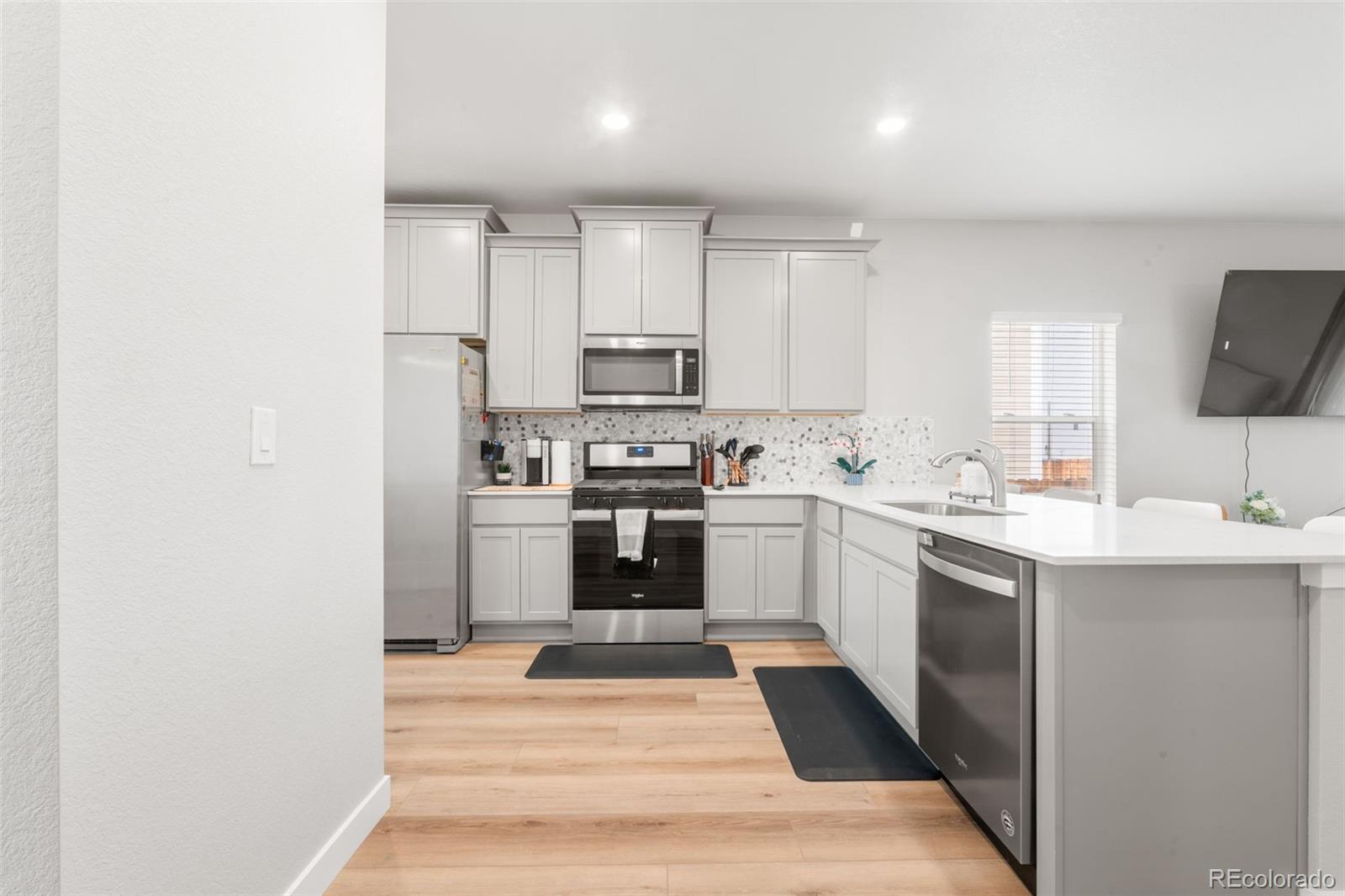 MLS Image #5 for 17801 e 95th place,commerce city, Colorado