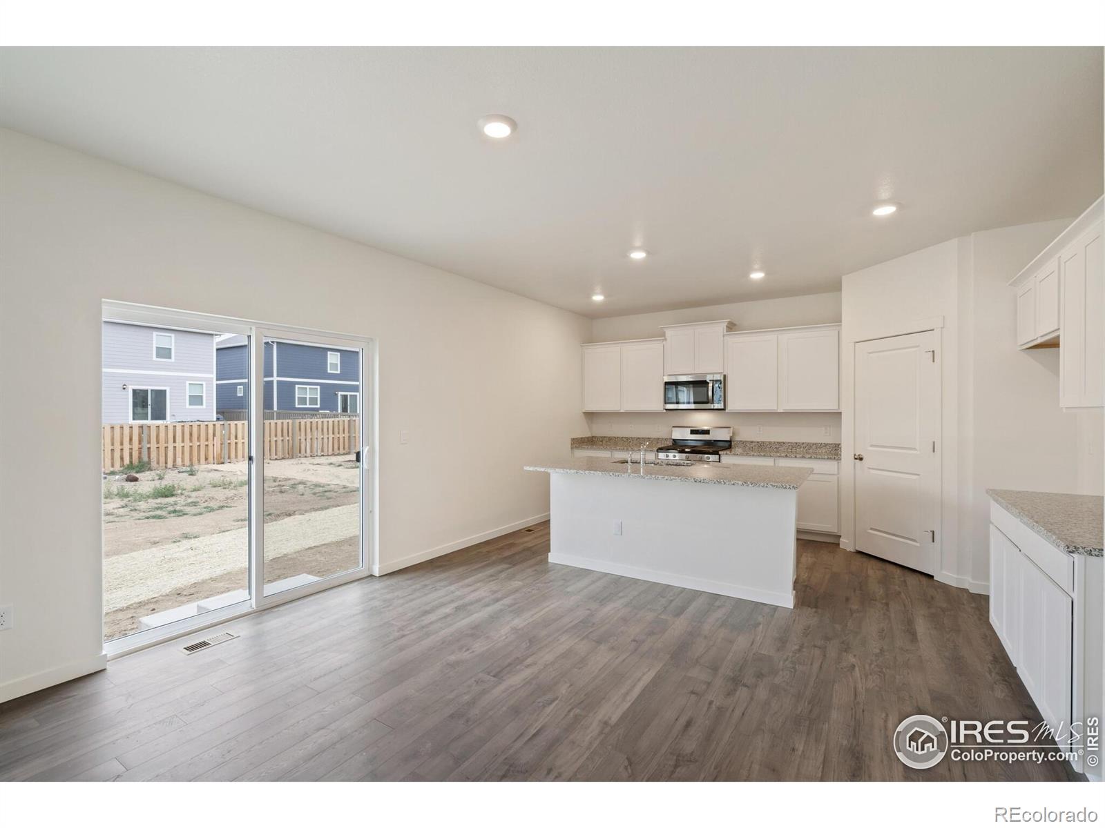 MLS Image #5 for 342  hummingbird lane,johnstown, Colorado