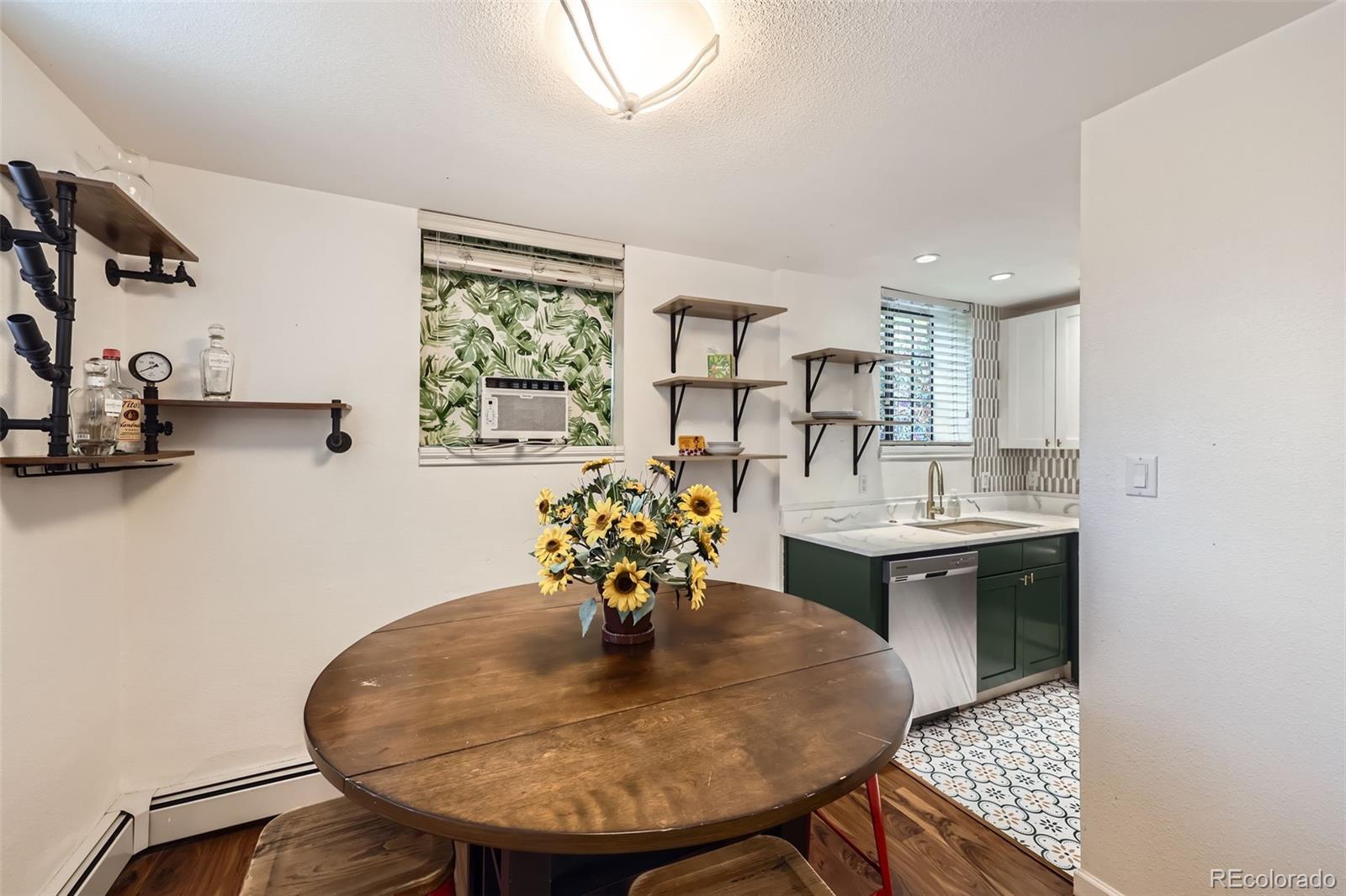MLS Image #12 for 2233  kearney street 19,denver, Colorado