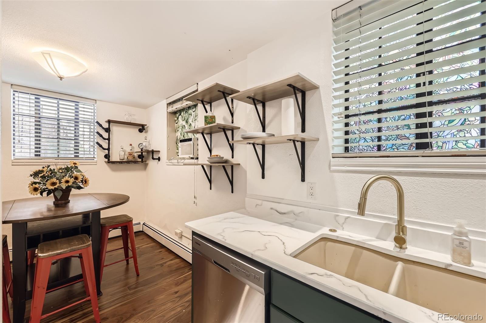 MLS Image #13 for 2233  kearney street 19,denver, Colorado
